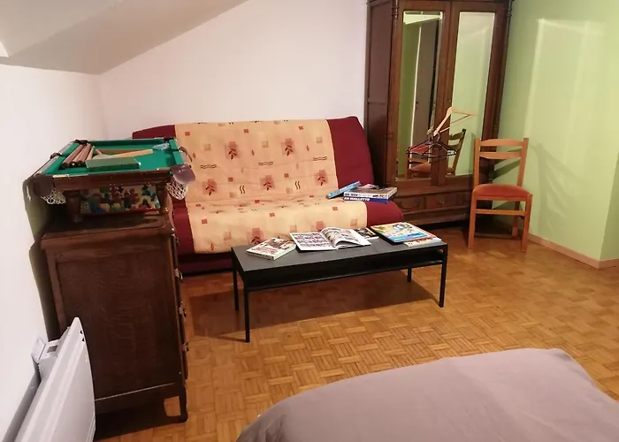 Du Jardin Roy بيت للعطل